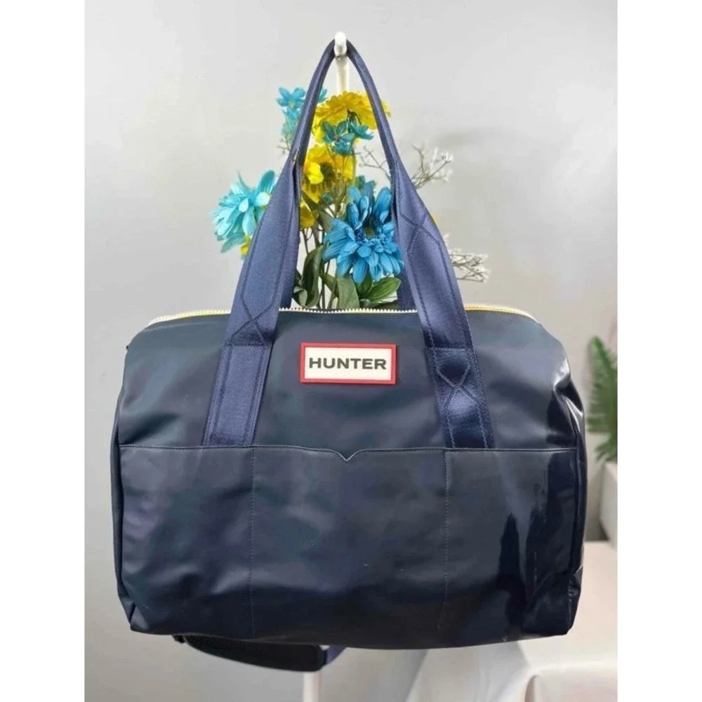HUNTER for X Target Black Red 1st Release LARGE Weekender Duffel Bag Carry Strap